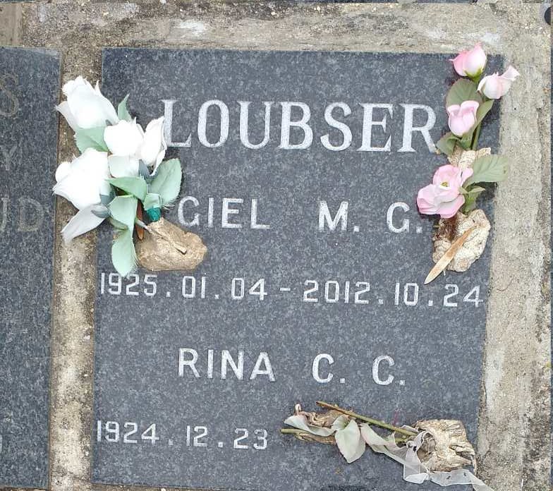 LOUBSER Giel M.G. 1925-2012 &amp; Rina C.C. 1924-