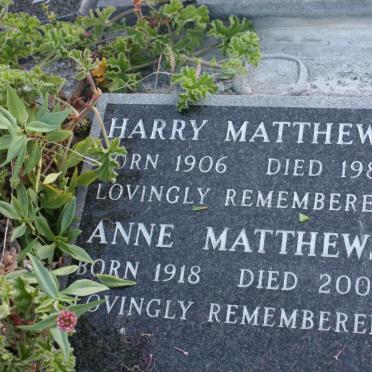MATTHEWS Harry 1906-1984 &amp; Anne 1918-2002