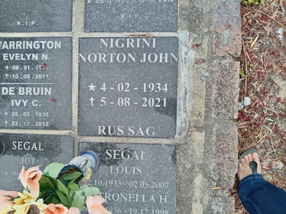 NIGRINI Norton John 1934-2021 :: SEGAL Louis 1933-2007 & Petronella H. 1936-1998