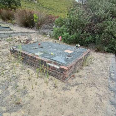 6. Overview Memorial block
