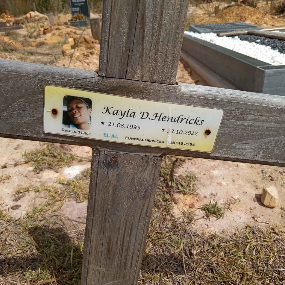 HENDRICKS Kayla D. 1995-2022 