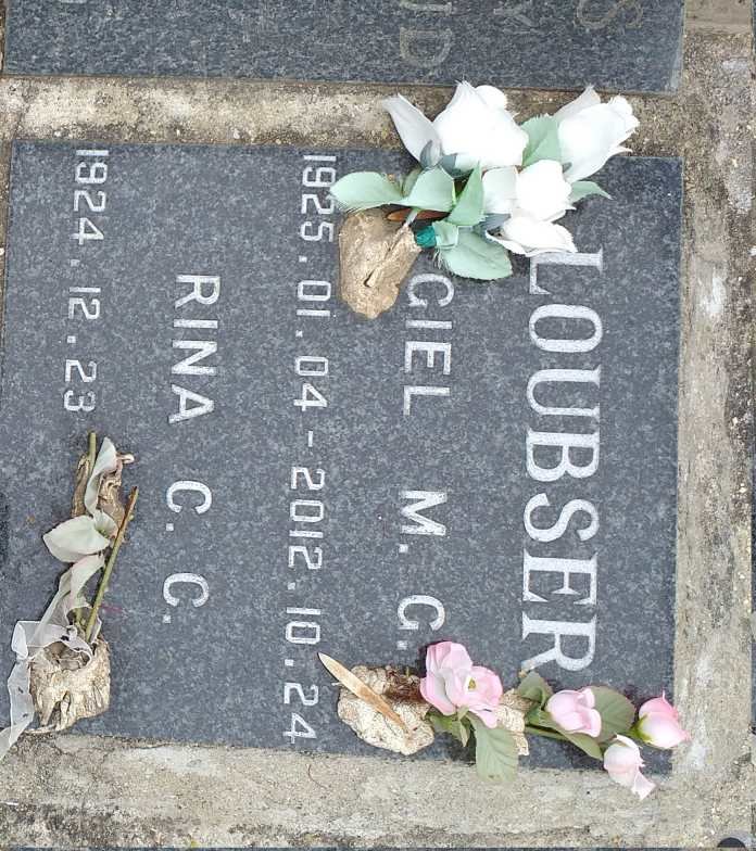 LOUBSER Giel M.G. 1925-2012 &amp; Rina C.C. 1924-