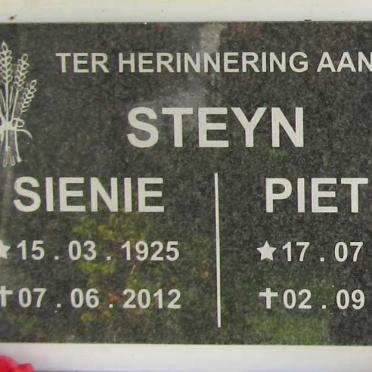 STEYN Pieter 1920-2009 & Sienie 1925-2012