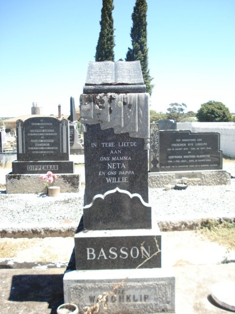 BASSON Willem J. 1886-1967 &amp; Agneta A.J. 1888-1949