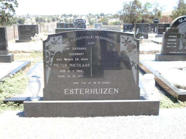 ESTERHUIZEN Pieter Nicolaas 1913-1971