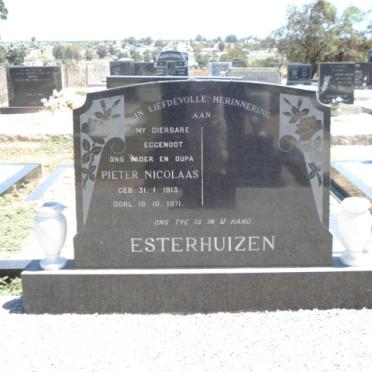 ESTERHUIZEN Pieter Nicolaas 1913-1971