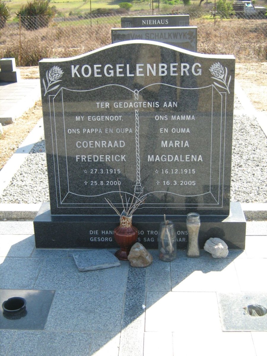 KOEGELENBERG Coenraad Frederick 1915-2000 &amp; Maria Magdalena 1915-2005