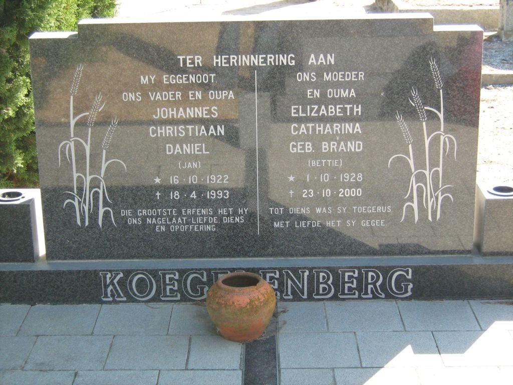 KOEGELENBERG Johannes Christiaan Daniel 1922-1993 &amp; Elizabeth Catharina BRAND 1928-2000