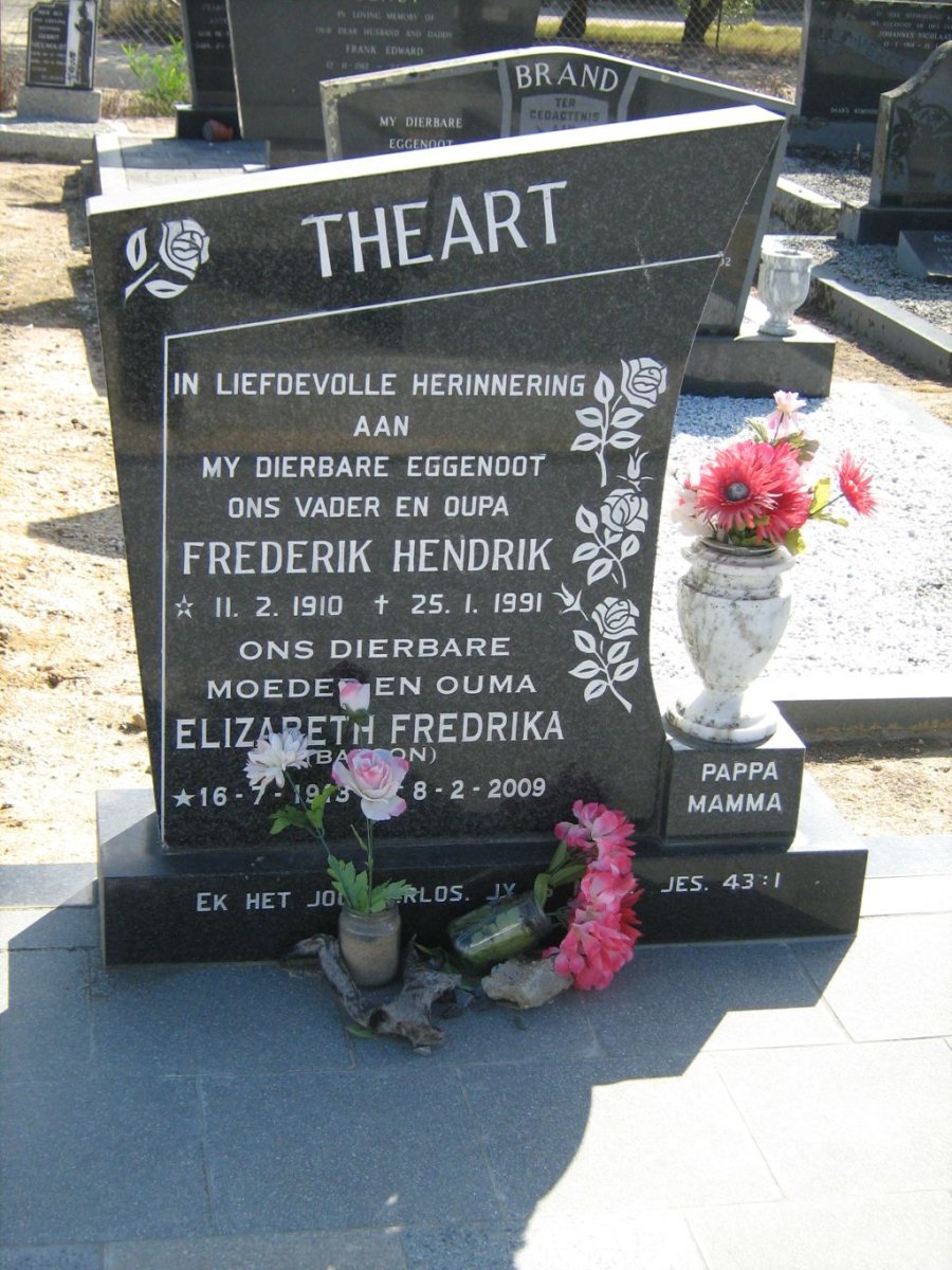 THEART Frederik Hendrik 1910-1991 &amp; Elizabeth Fredrika BASSON 1913-2009
