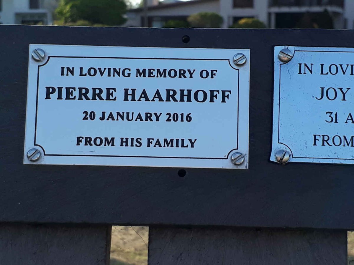 HAARHOFF Pierre -2016 :: HAARHOFF Joy -2010 :: HAARHOFF Emile 1983-2013