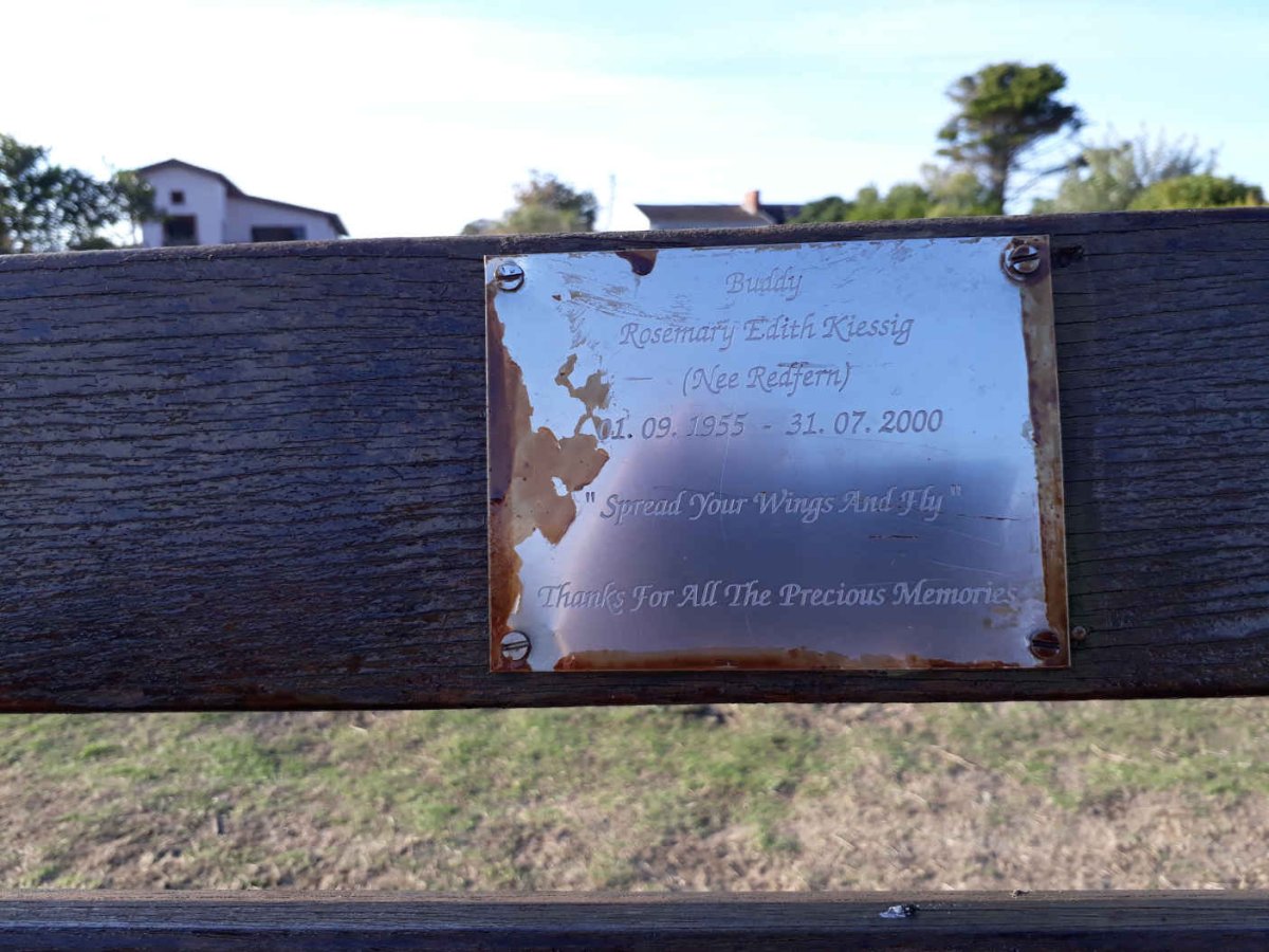 KIESSIG Rosemary Edith nee REDFERN 1955-2000