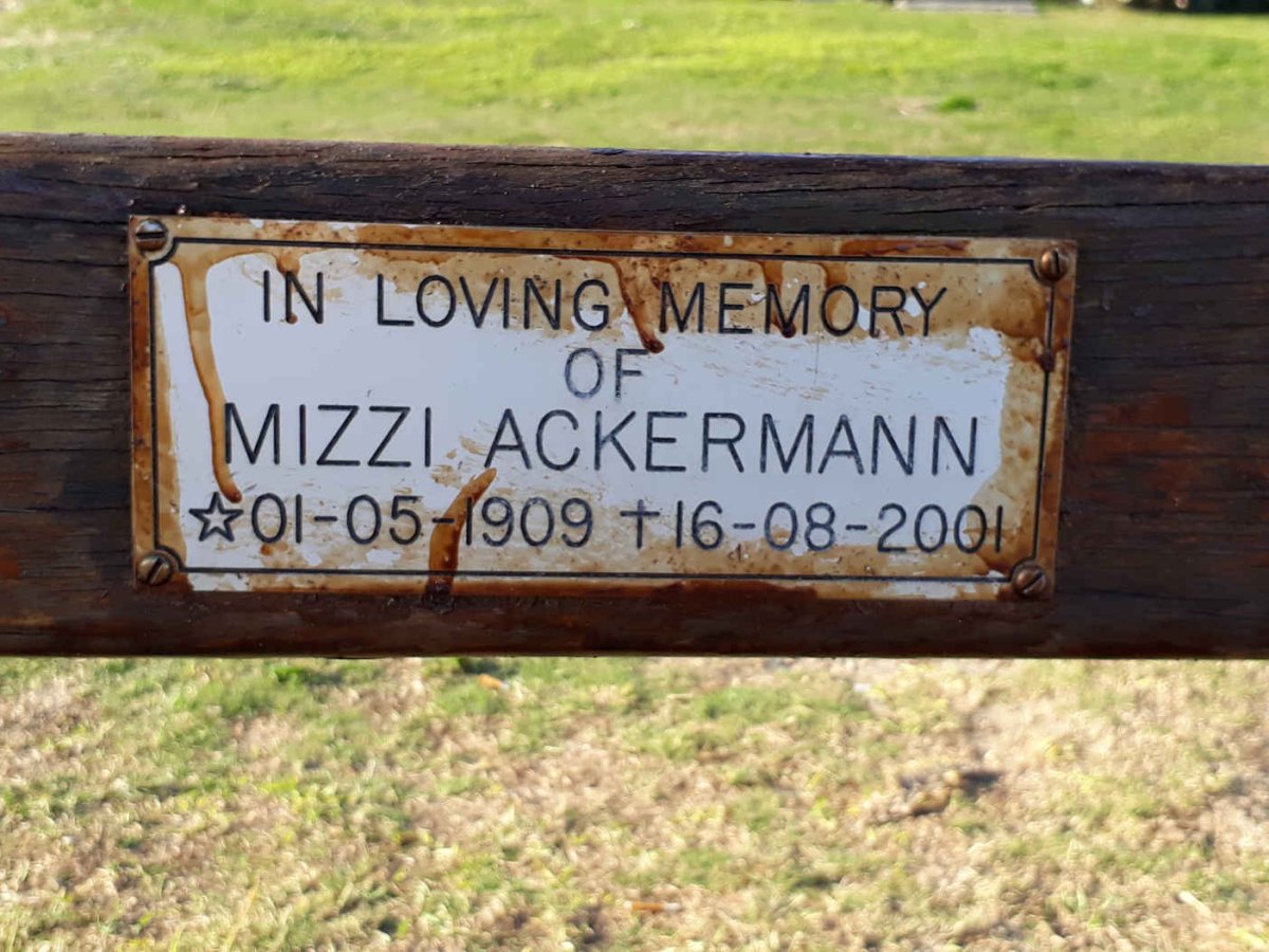 ACKERMANN Mizzi 1909-2001