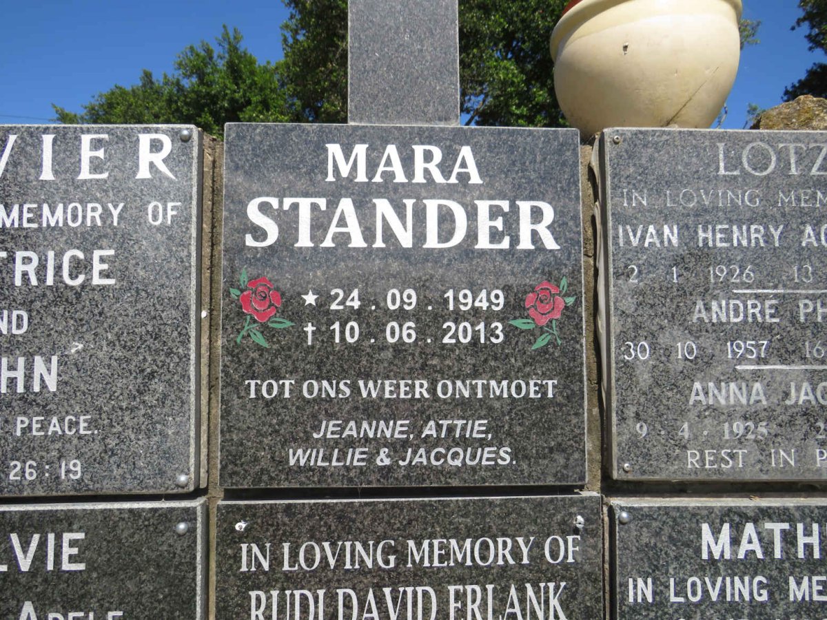 STANDER Mara 1949-2013