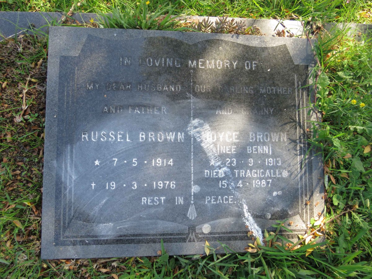 BROWN Russel 1914-1976 &amp; Joyce BENN 1913-1987