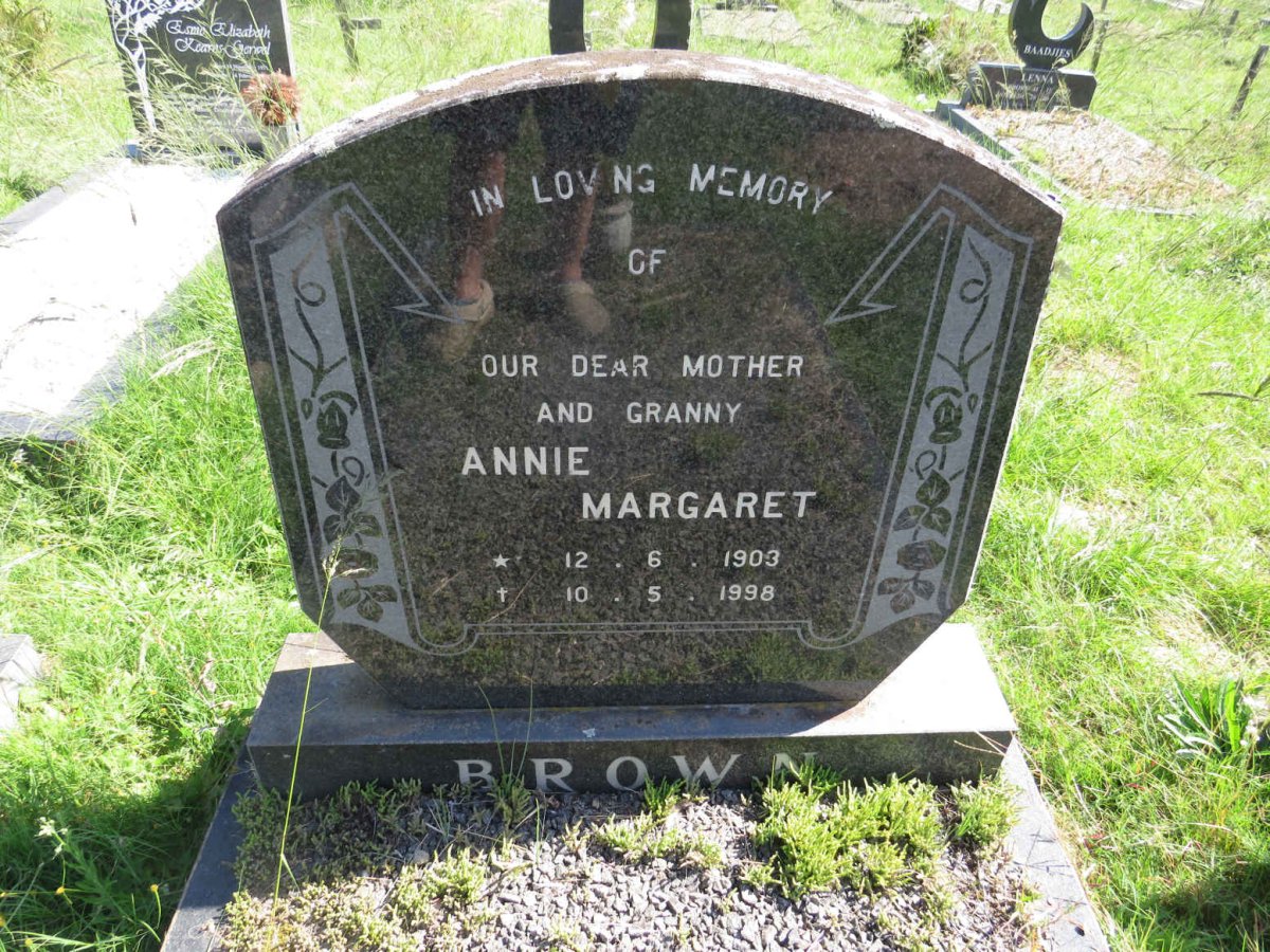 BROWN Annie Margaret 1903-1998