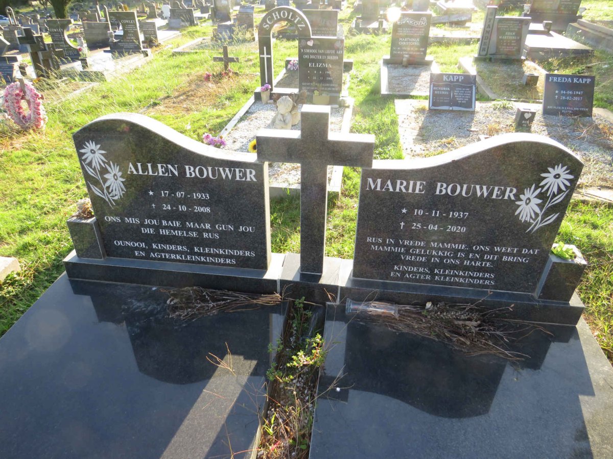 BOUWER Allen 1933-2008 & Marie 1937-2020