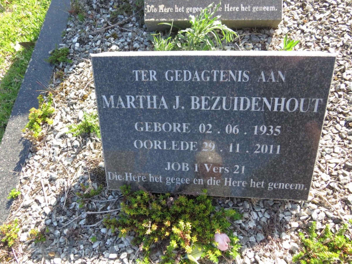 BEZUIDENHOUT Martha J. 1935-2011