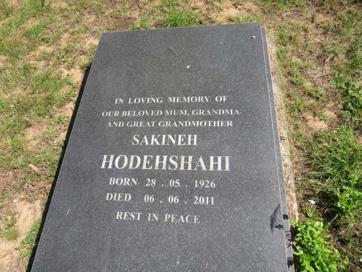 HODEHSHAHI Sakineh 1926-2011