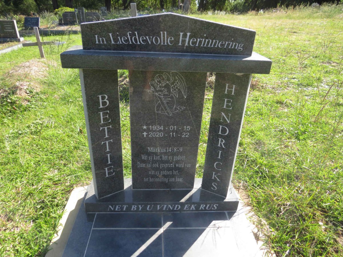 HENDRICKS Bettie 1934-2020