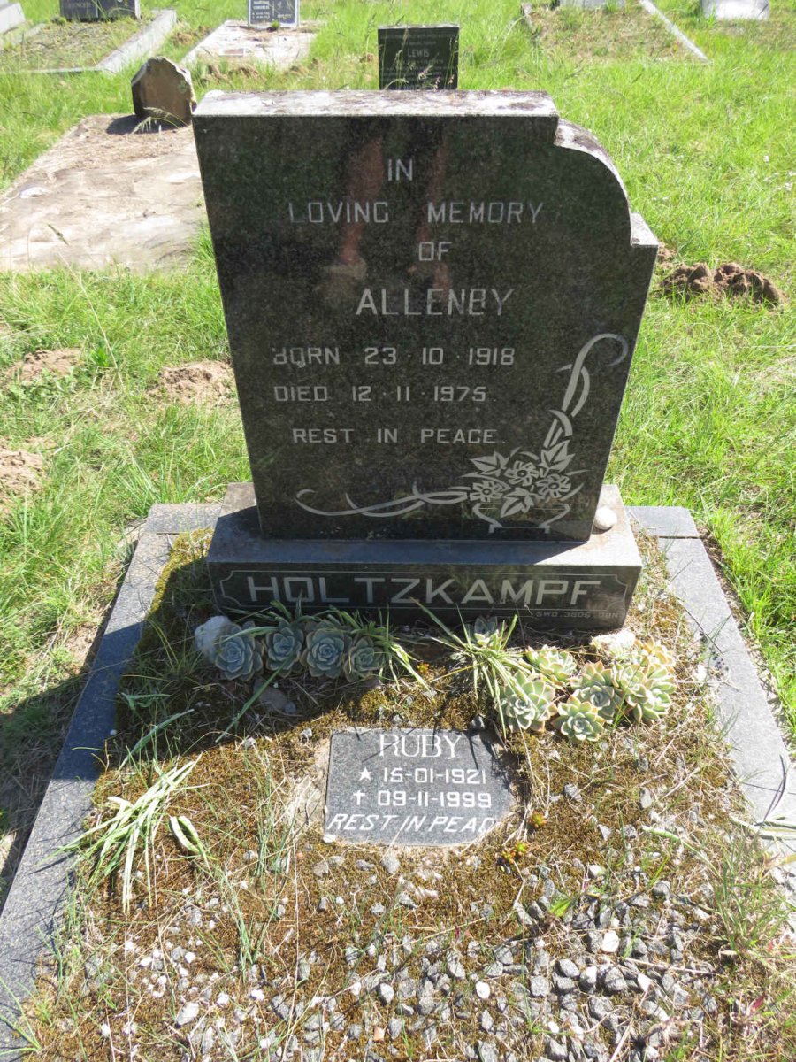 HOLTZKAMPF Allenby 1918-1975 :: HOLTZKAMPF Ruby 1921-1999