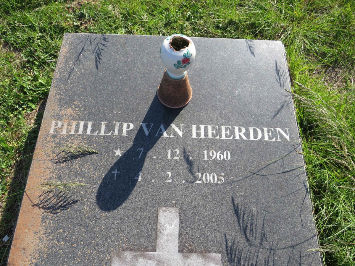 HEERDEN Phillip, van 1960-2005