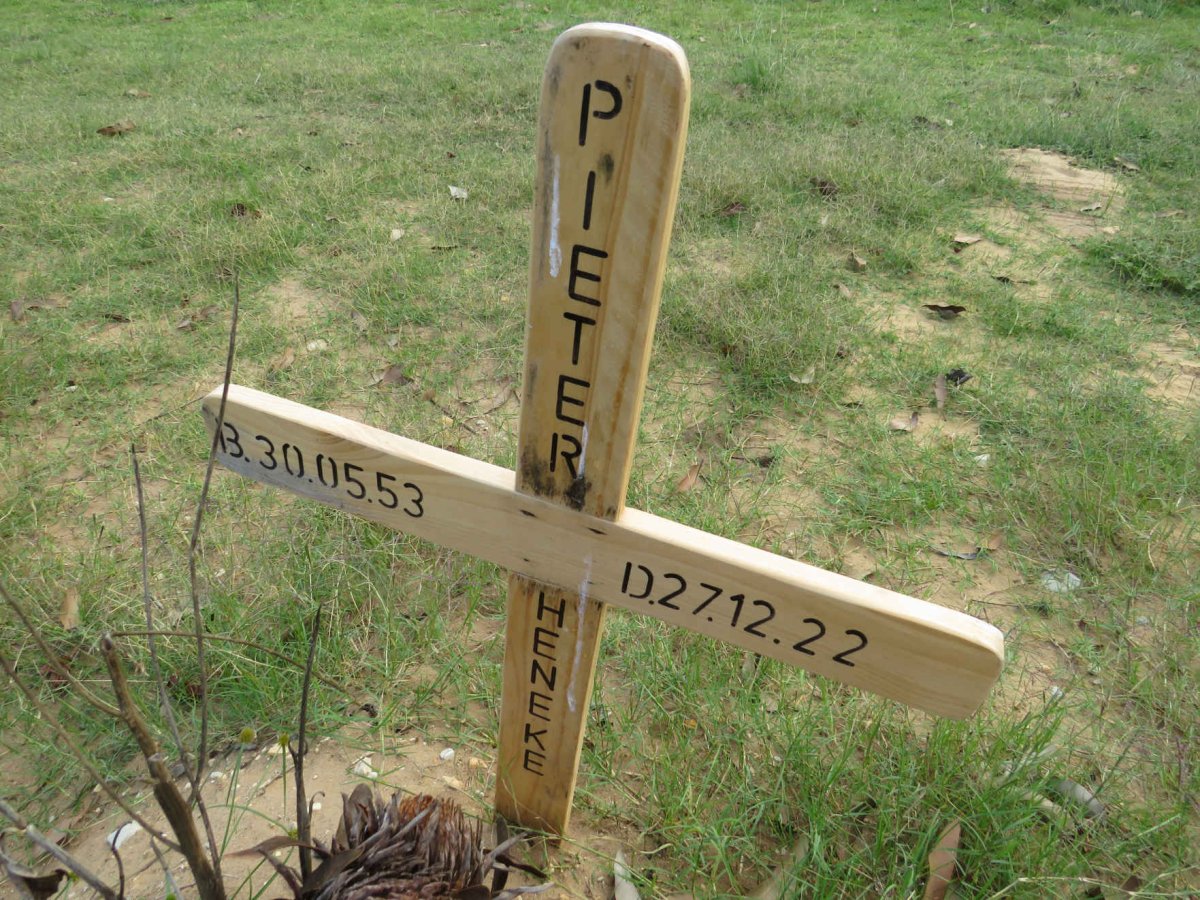 HENEKE Pieter 1953-2022