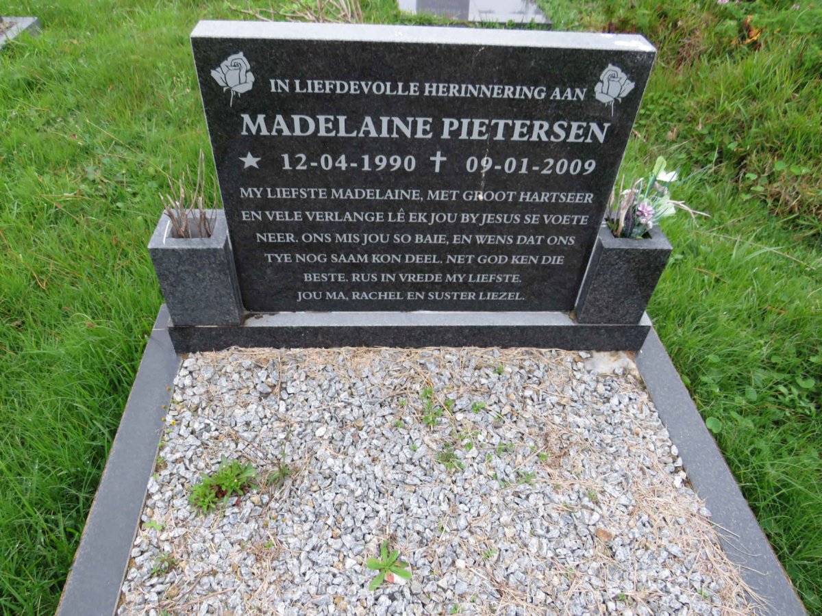 PIETERSEN Madelaine 1990-2009