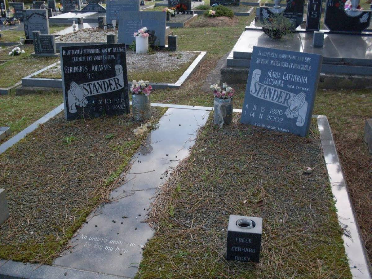 STANDER Gerhardus Johannes B.C. 1916-1990 &amp; Maria Catharina Jacomina SNYMAN 1926-2002