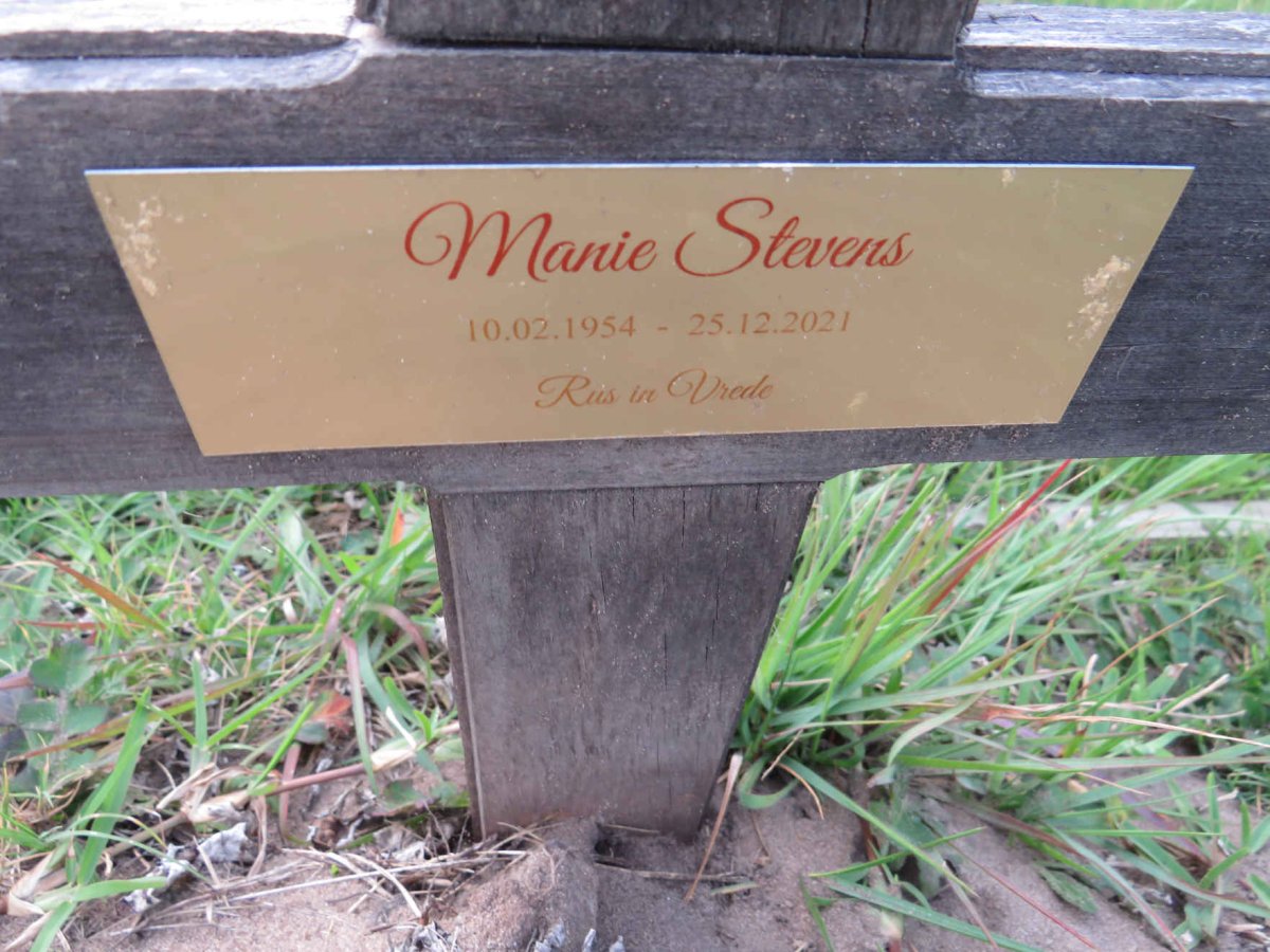 STEVENS Manie 1954-2021