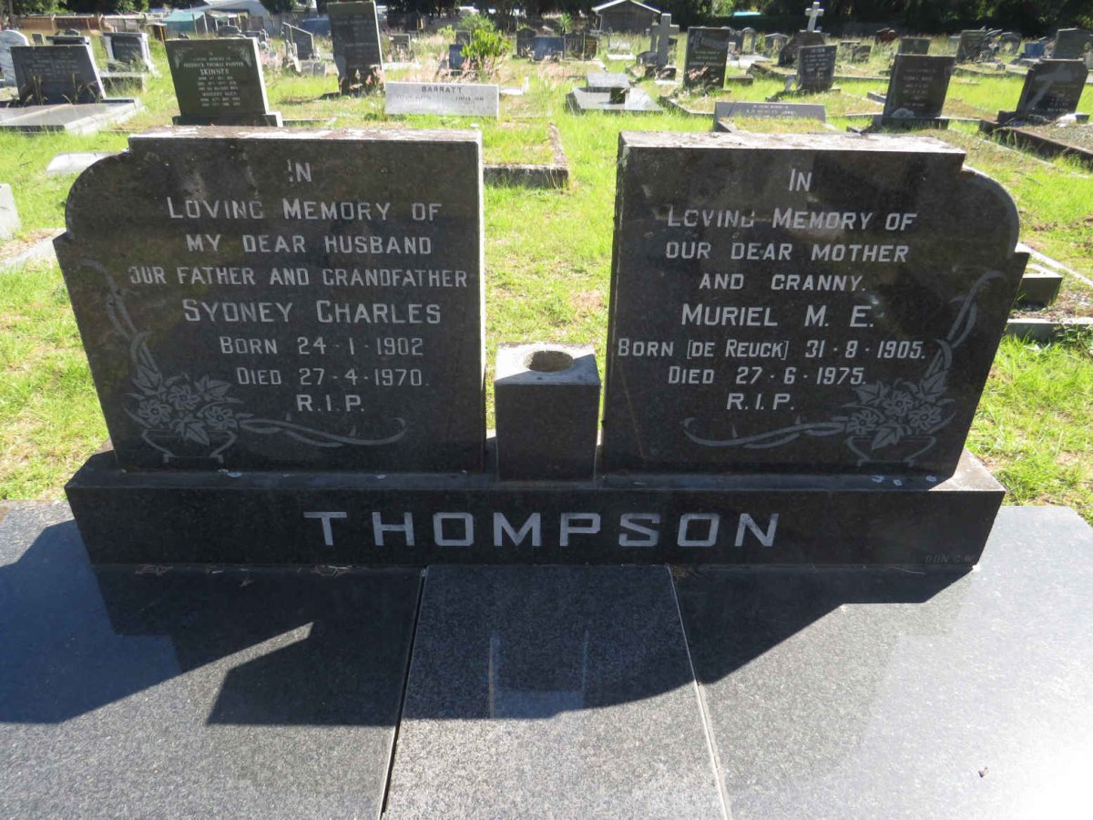 THOMPSON Sydney Charles 1902-1970 &amp; Muriel M.E. DE REUCK 1905-1975