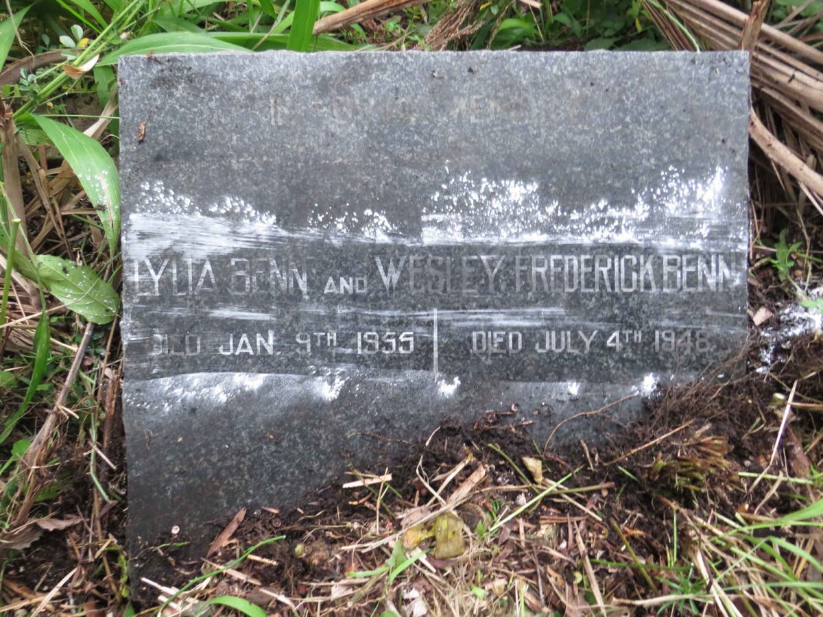 BENN Wesley Frederick  -1948 & Lylia  -1955