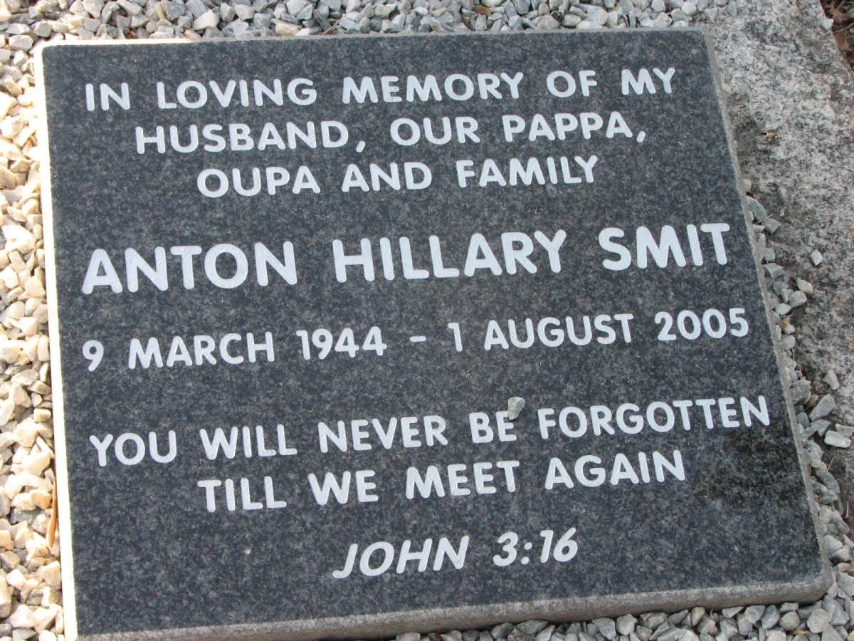 SMIT Anton Hillary 1944-2005