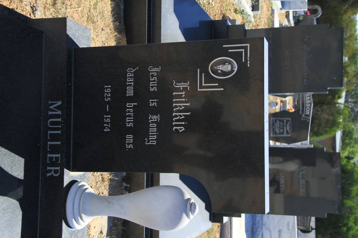MULLER Frikkie 1925-1974