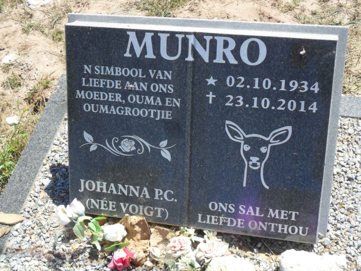 MUNRO Johanna P.C. nee VOIGT 1934-2014