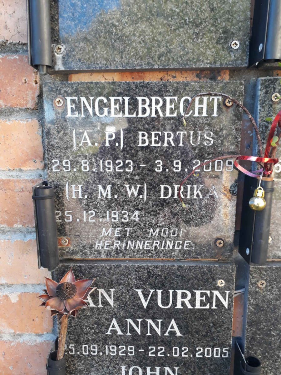 ENGELBRECHT A.P. 1923-2009 &amp; H.M.W. 1934-