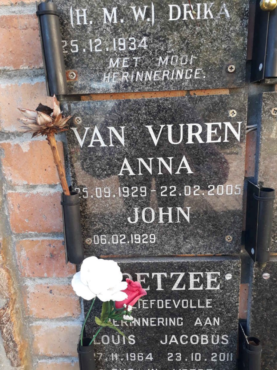 VUREN John, van 1929- &amp; Anna 1929-2005