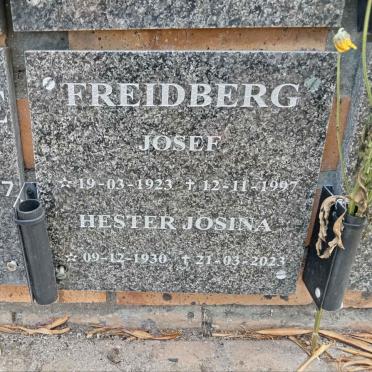 FREIDBERG Josef 1923-1997 & Hester Josina 1930-2023