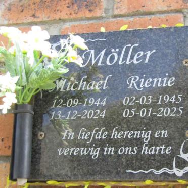 MOLLER Michael 1944-2024 en Rienie 1945-2025