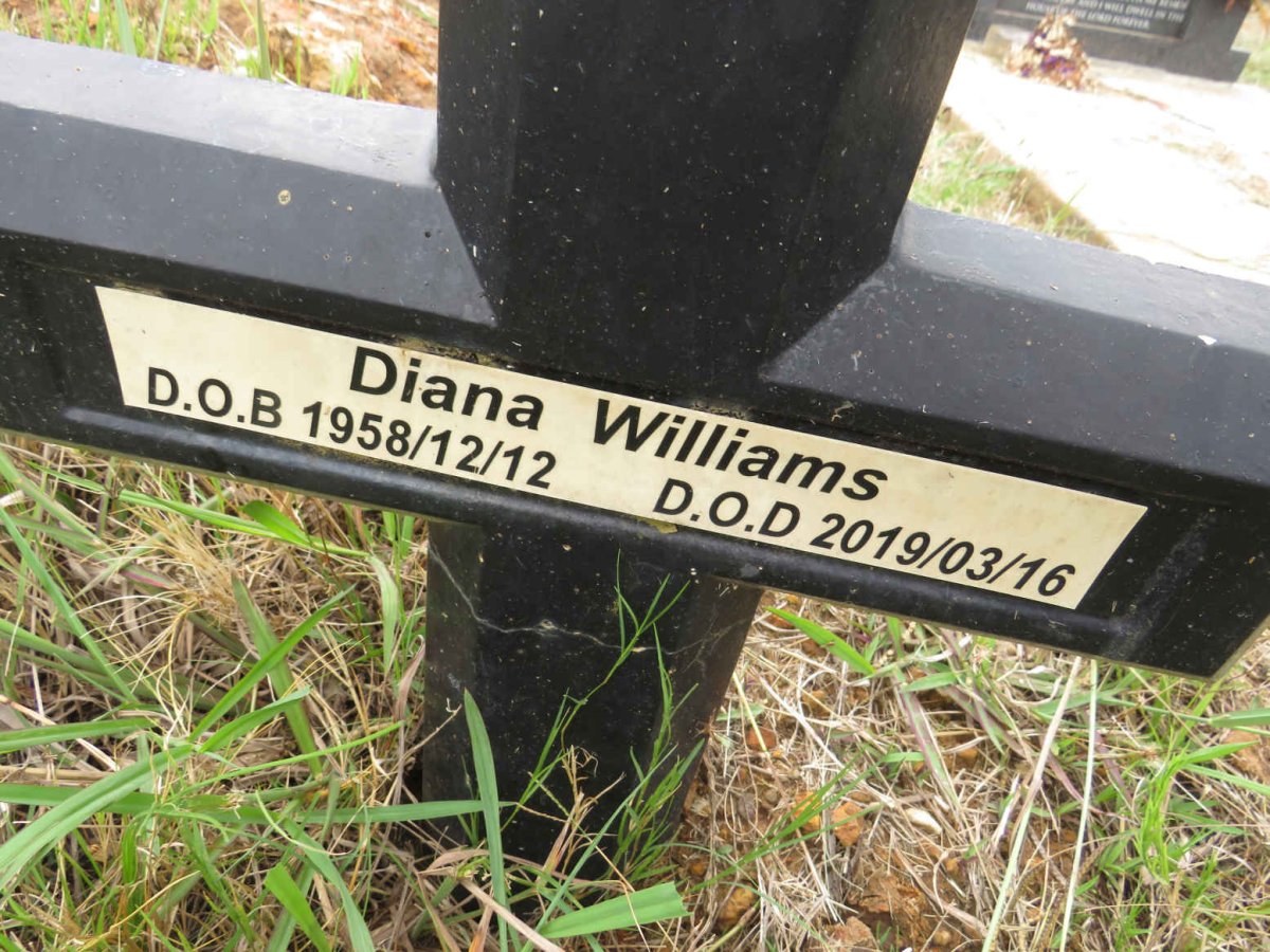 WILLIAMS Diana 1958-2019