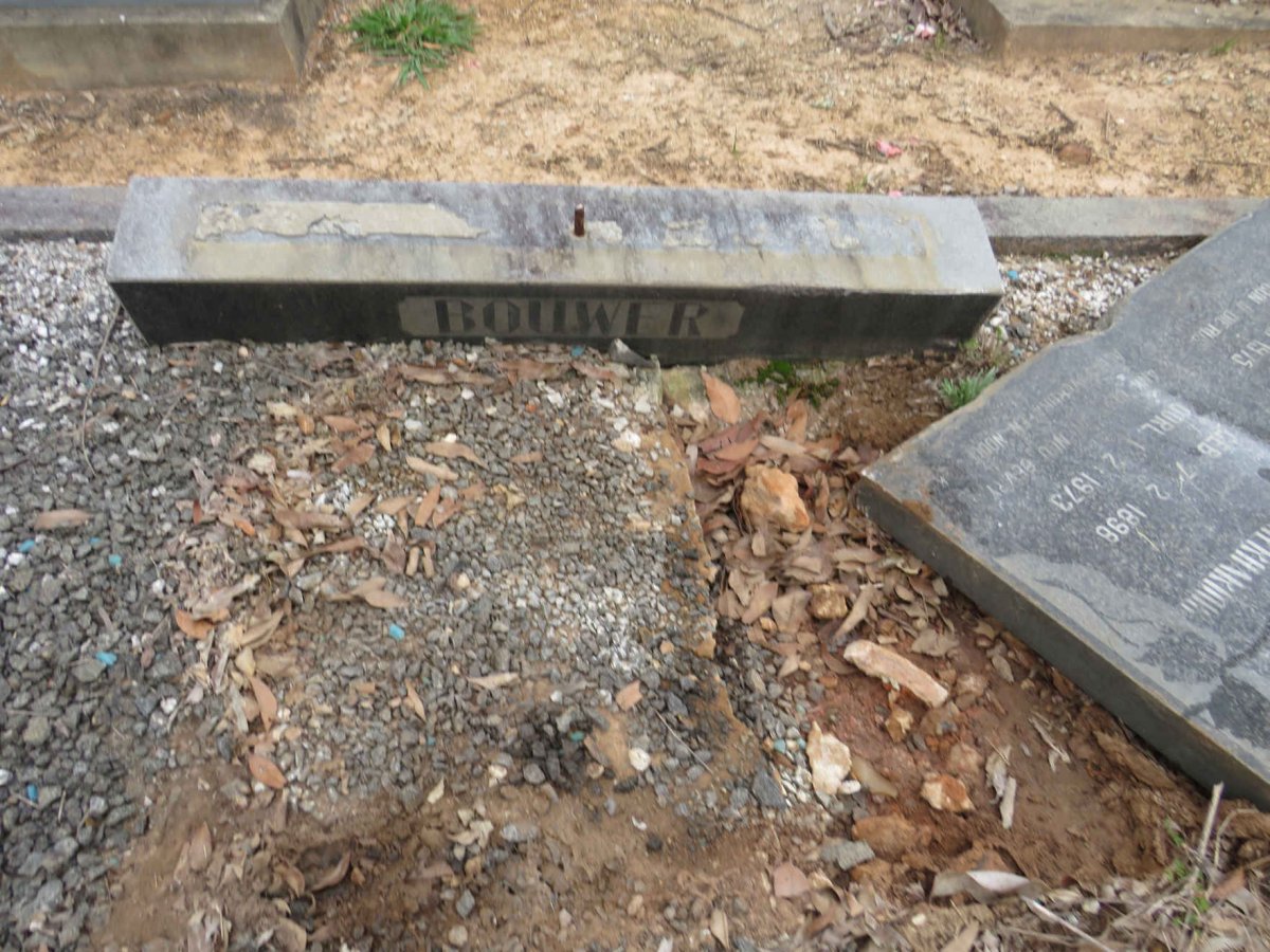 BOUWER Solomon Gerhardus 1898-1973 & M.J TERBLANCHE 1911-1975 _2