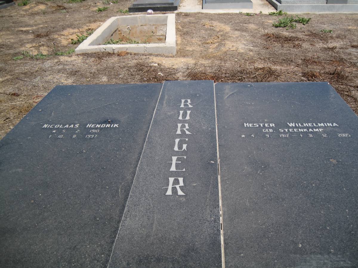 BURGER Nicolaas Hendrik 1910-1997 &amp; Hester Wilhelmina STEENKAMP 1912-2005