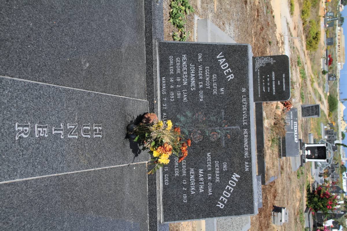 HUNTER Johannes Henderson 1911-1993 &amp; Martha Hendrika 1913-