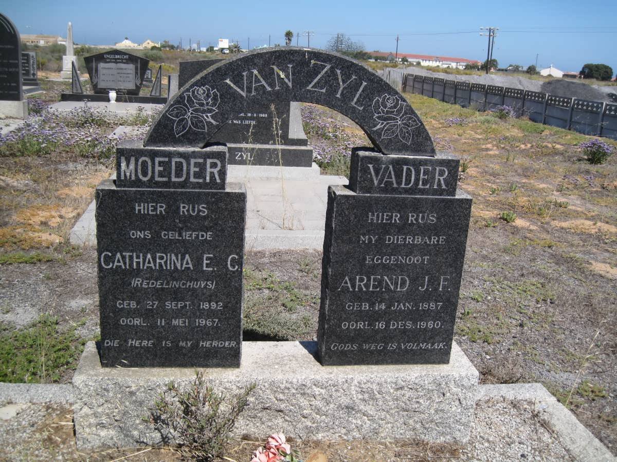 ZYL Arend J.F., van 1887-1960 &amp; Catharina E.C. REDELINGHUYS 1892-1967