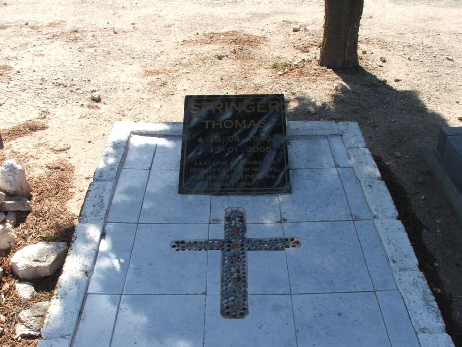 STRINGER Thomas 1945-2005