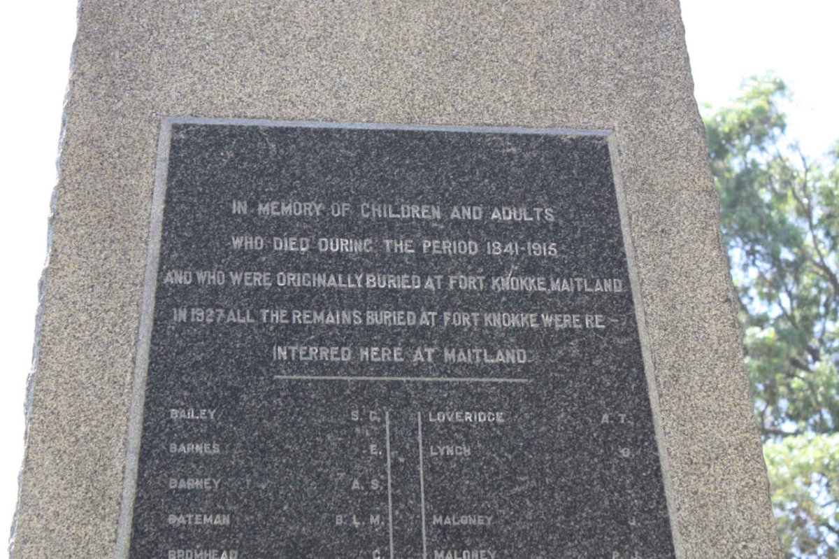06. Monument to those who died 1841-1915 &amp; were buried at Fort Knokke