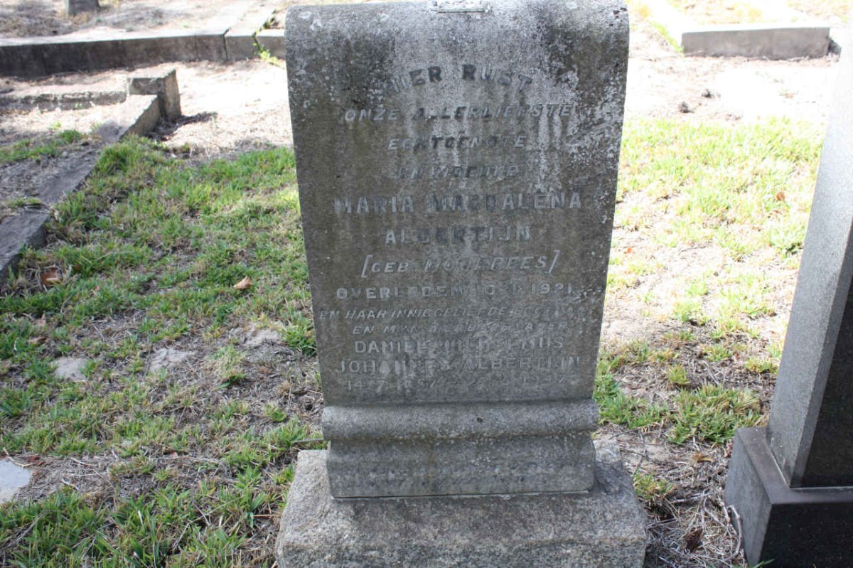 ALBERTIJN Daniel Wilhelmus Johannes 1857-1947 &amp; Maria Magdalena MOORREES -1921