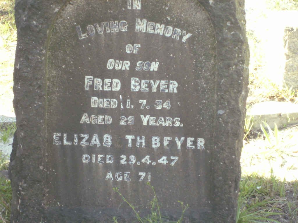 BEYER Fred  -1934 :: BEYER Elizabeth  -1947 