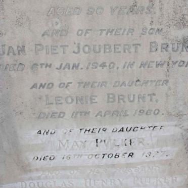 BRUNT Jan Piet Joubert -1940 :: BRUNT Leonie -1960 :: PULKER Douglas Henry &amp; May -1977