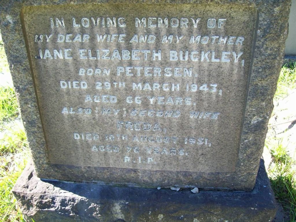 BUCKLEY Jane Elizabeth nee PETERSEN -1943 :: ? Freda -1951