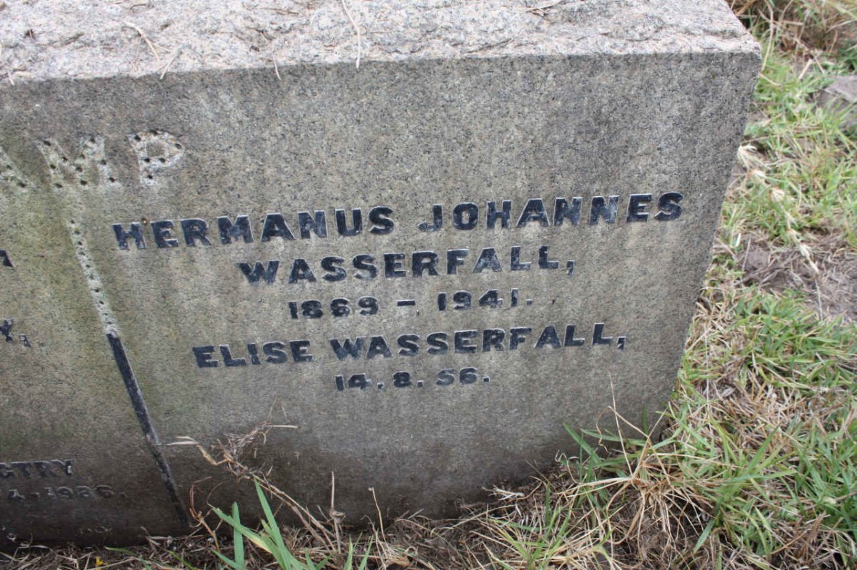 WASSERFALL Hermanus Johannes 1869-1941 &amp; Elise -1956